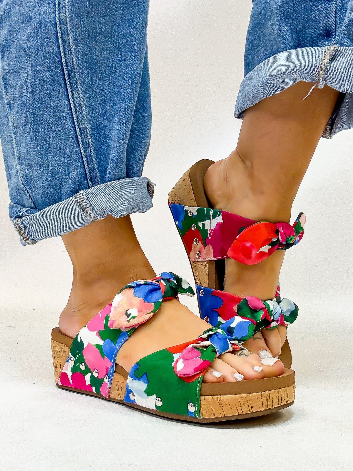 CORKYS SITTIN PRETTY (FLORAL)