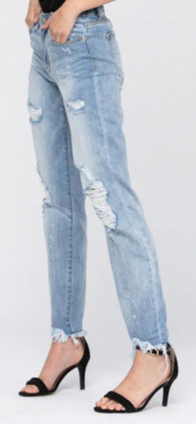 JUDY BLUE MID RISE BOYFRIEND DESTROYED JEANS (BEACH SPLASH)