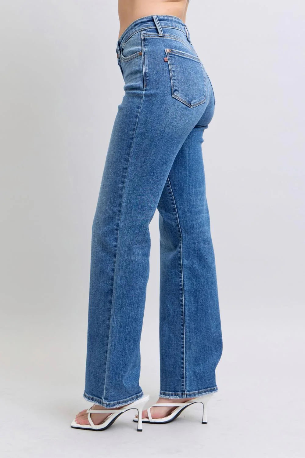 HW V FRONT WB VINTAGE WASH STRAIGHT LEG FIT JEANS