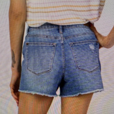 JUDY BLUE HW DISTRESSED SHORTS (Med Blue)