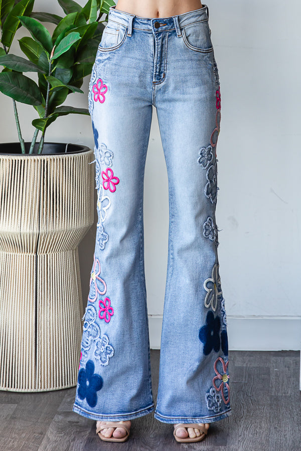 MULTOCOLORED FLOWER EMBROIDERED WASHED DENIM JEANS